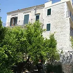 아파트 Le Dimore Di Giulia Con Giardino