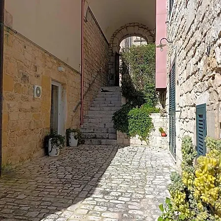 Le Dimore Di Giulia Con Giardino * Módica
