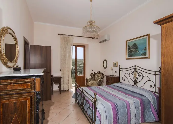 Le Dimore Di Giulia Con Giardino Bed and breakfast Módica